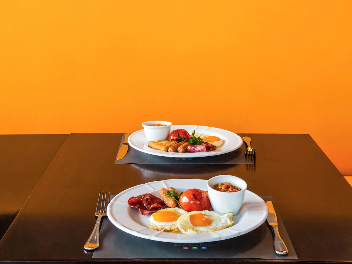 غذا در هتل ایبیس دیره سیتی سنتر دبی